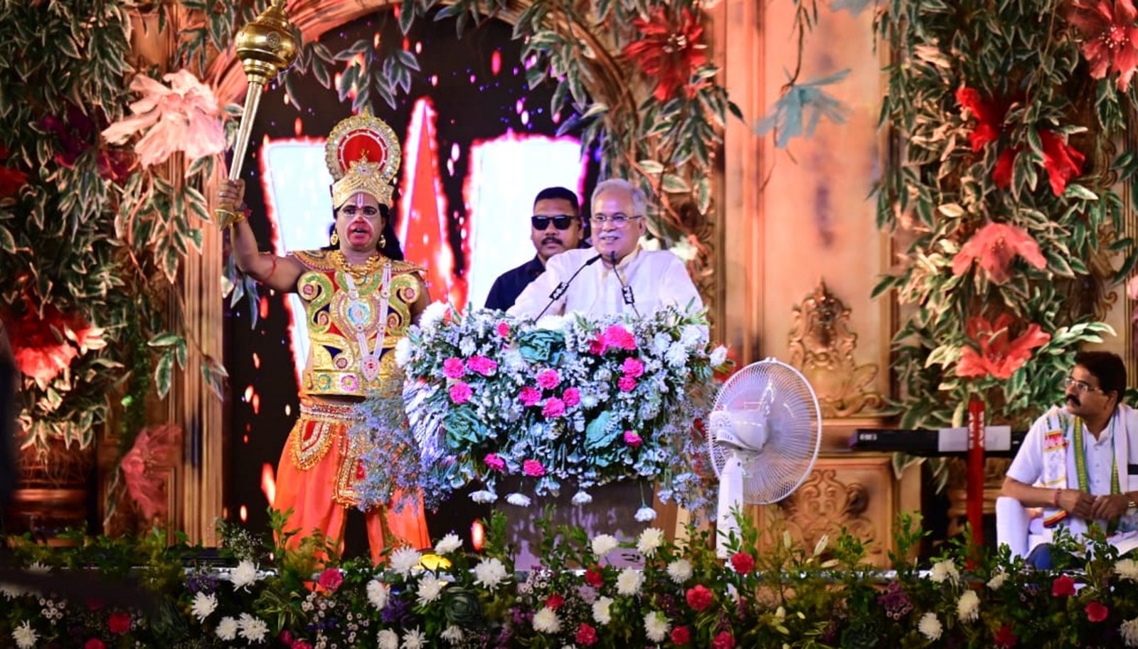 मुख्यमंत्री ने रायगढ़ के ऐतिहासिक रामलीला मैदान में तीन दिवसीय ‘राष्ट्रीय रामायण महोत्सव’ का किया शुभारंभ